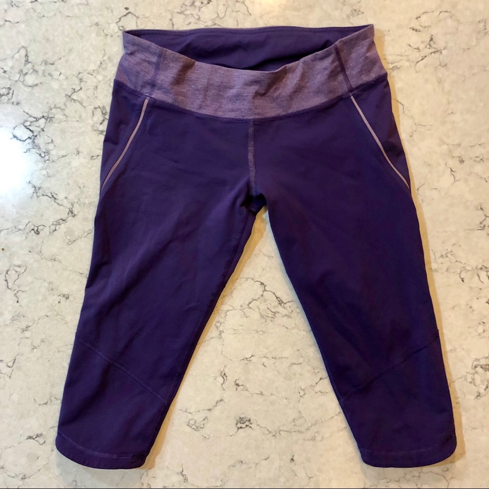 Lululemon Purple Cropped Running Capri Tights 8